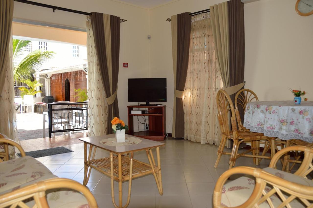 Le Capricorne Villas Grand Baie Exterior foto